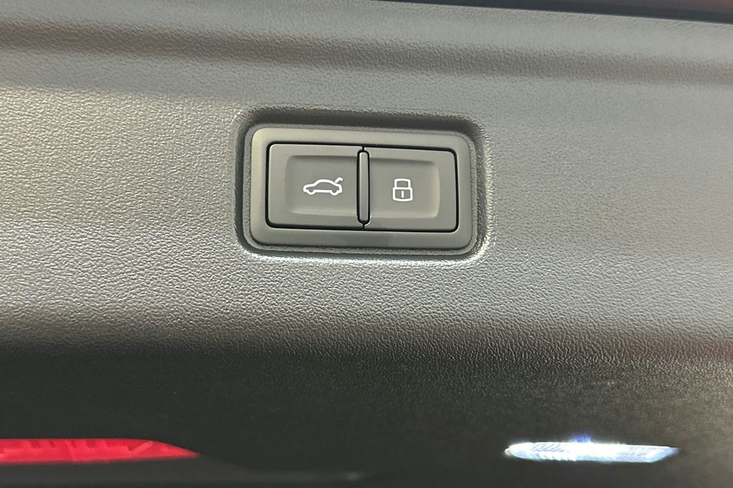 mythos musta Audi A6 e-tron 2026 kuva 23.