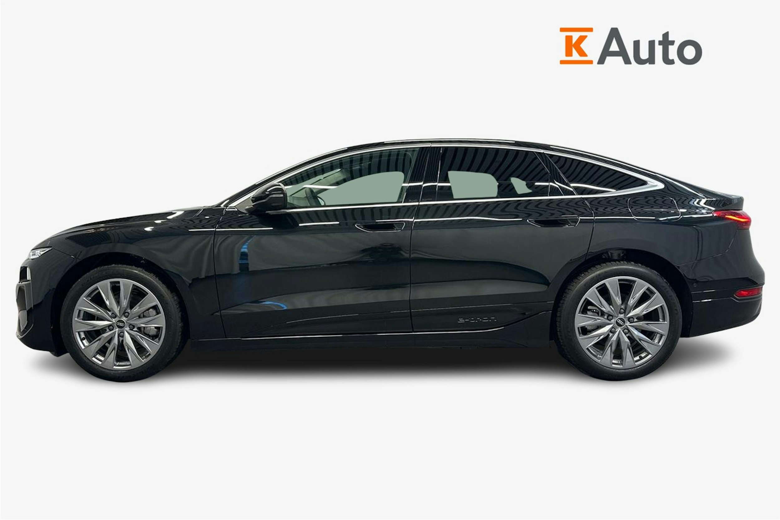 mythos musta Audi A6 e-tron 2026 kuva 26.