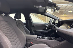 Musta Audi A6 e-tron 2025 kuva 27.