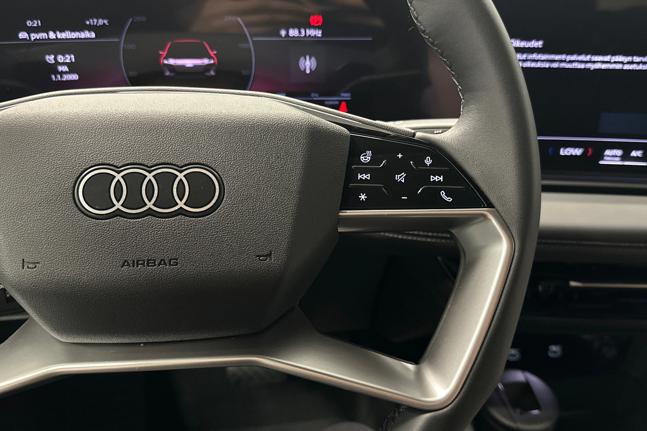 harmaa Audi A6 e-tron 2025 kuva 12.