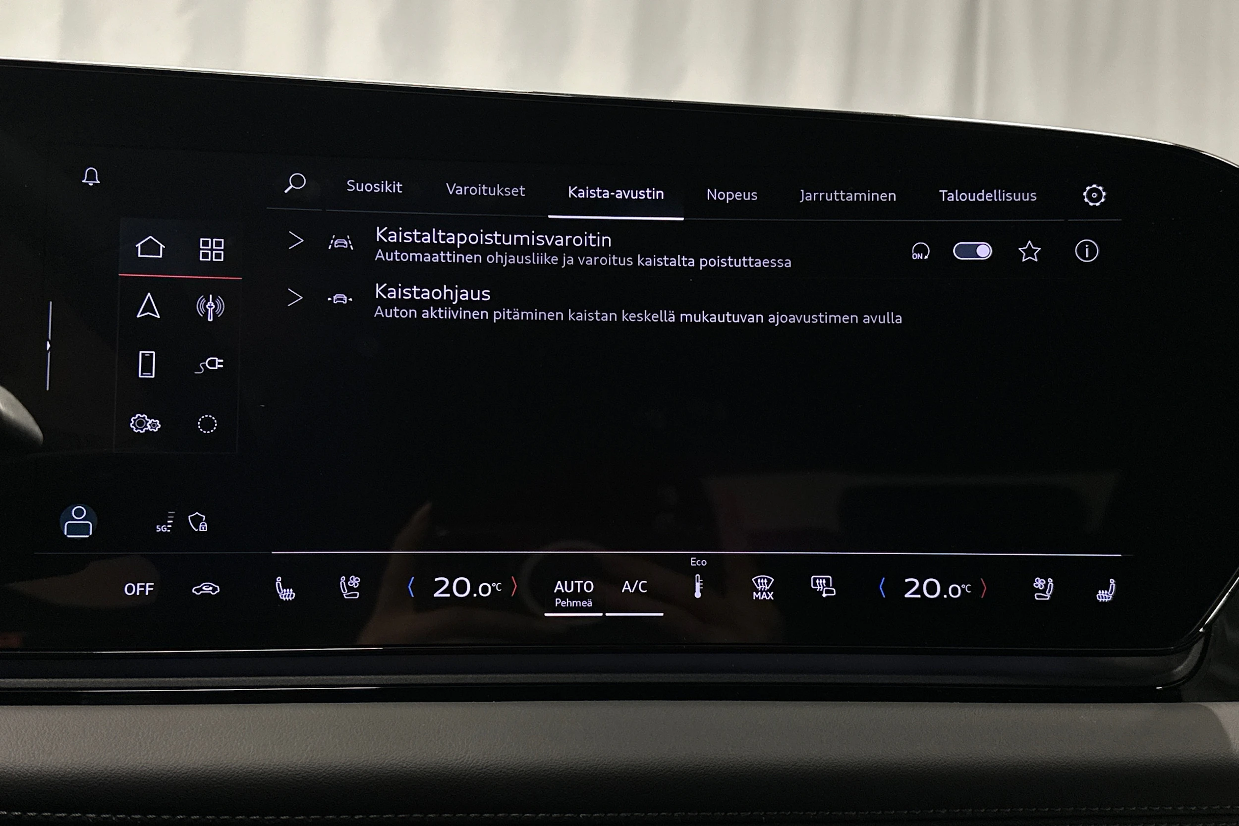 harmaa Audi A6 e-tron 2025 kuva 24.