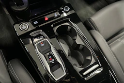 harmaa Audi A6 e-tron 2025 kuva 35.