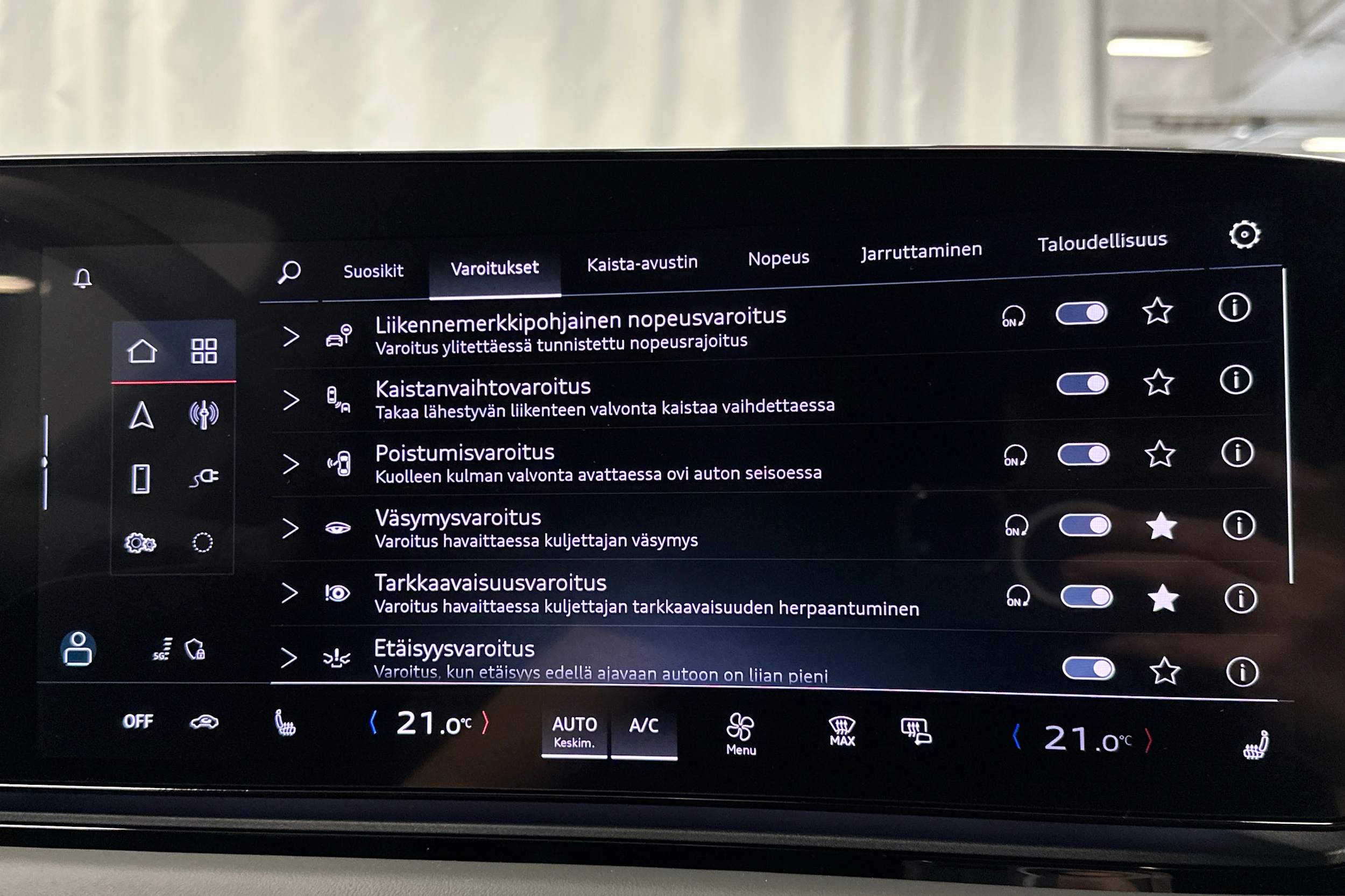 sininen Audi A6 e-tron 2025 kuva 27.