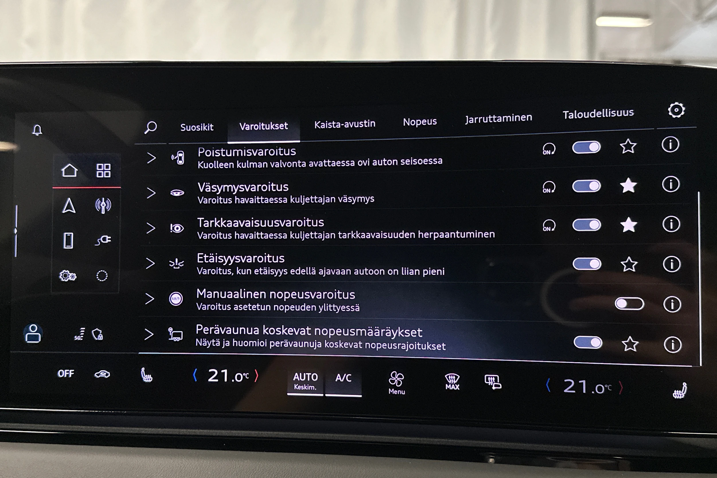 sininen Audi A6 e-tron 2025 kuva 28.