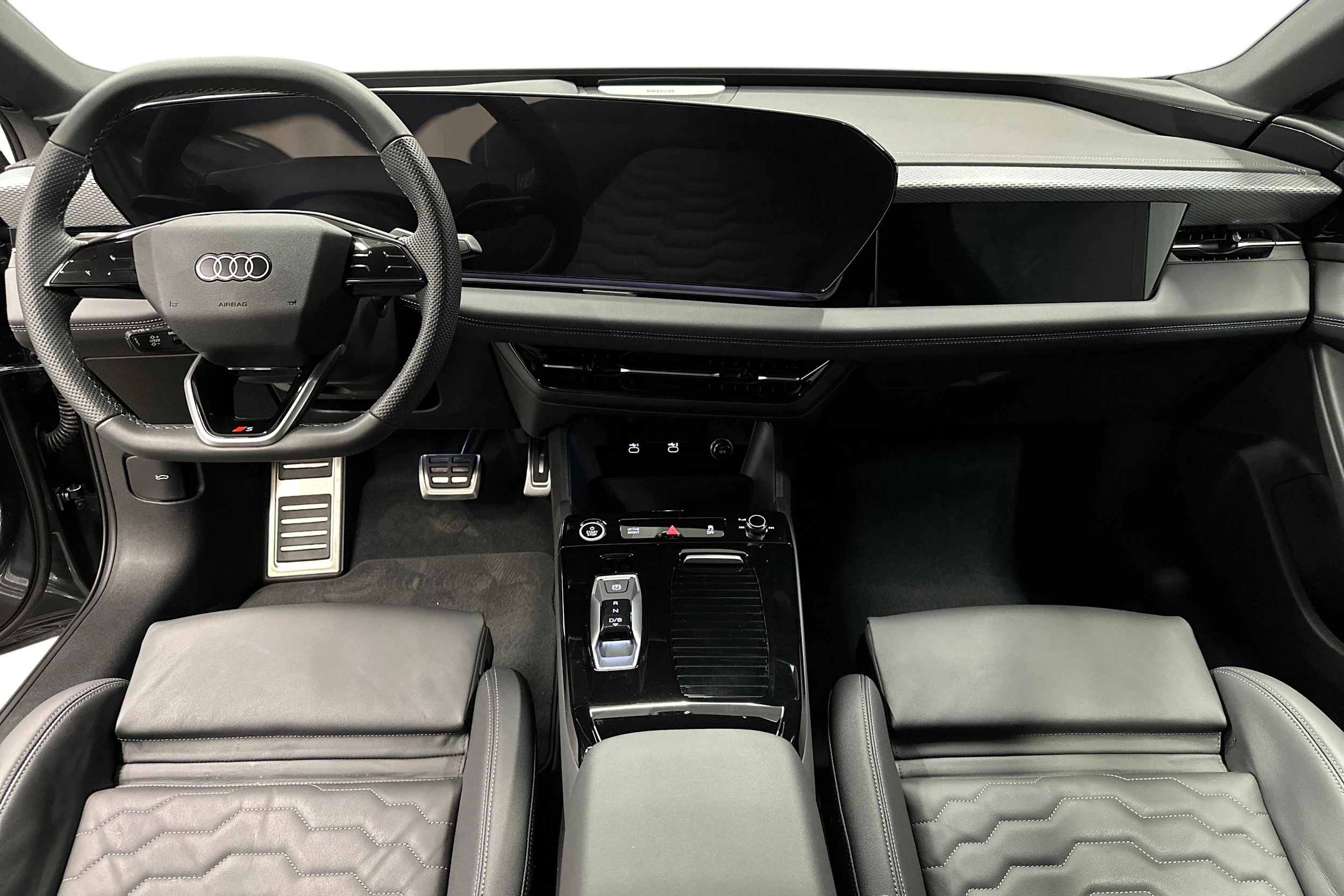 harmaa Audi A6 e-tron 2025 kuva 7.