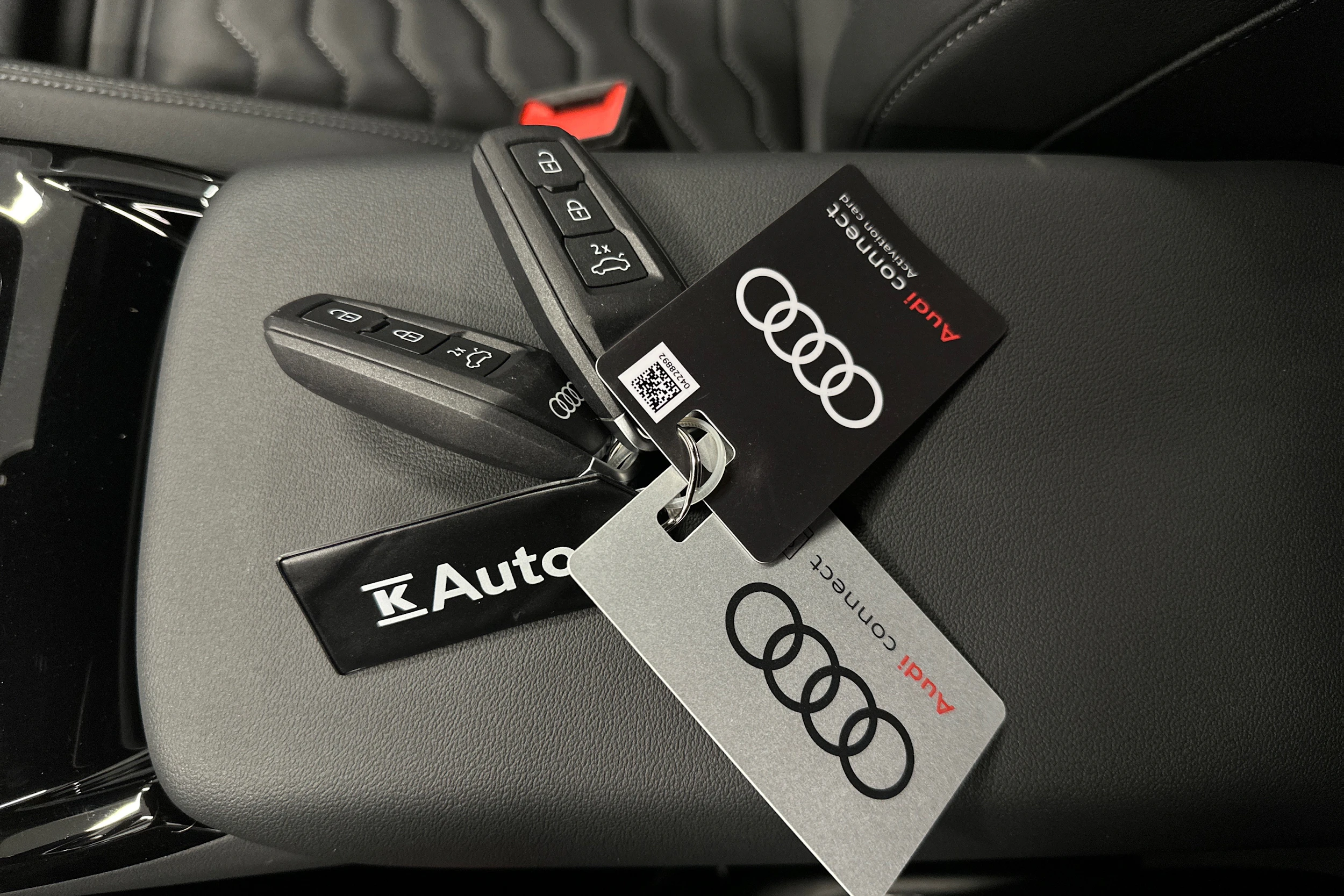 harmaa Audi A6 e-tron 2025 kuva 41.
