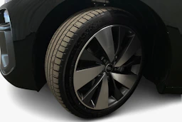 musta Audi A6 e-tron 2025 kuva 9.