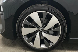 musta Audi A6 e-tron 2025 kuva 10.