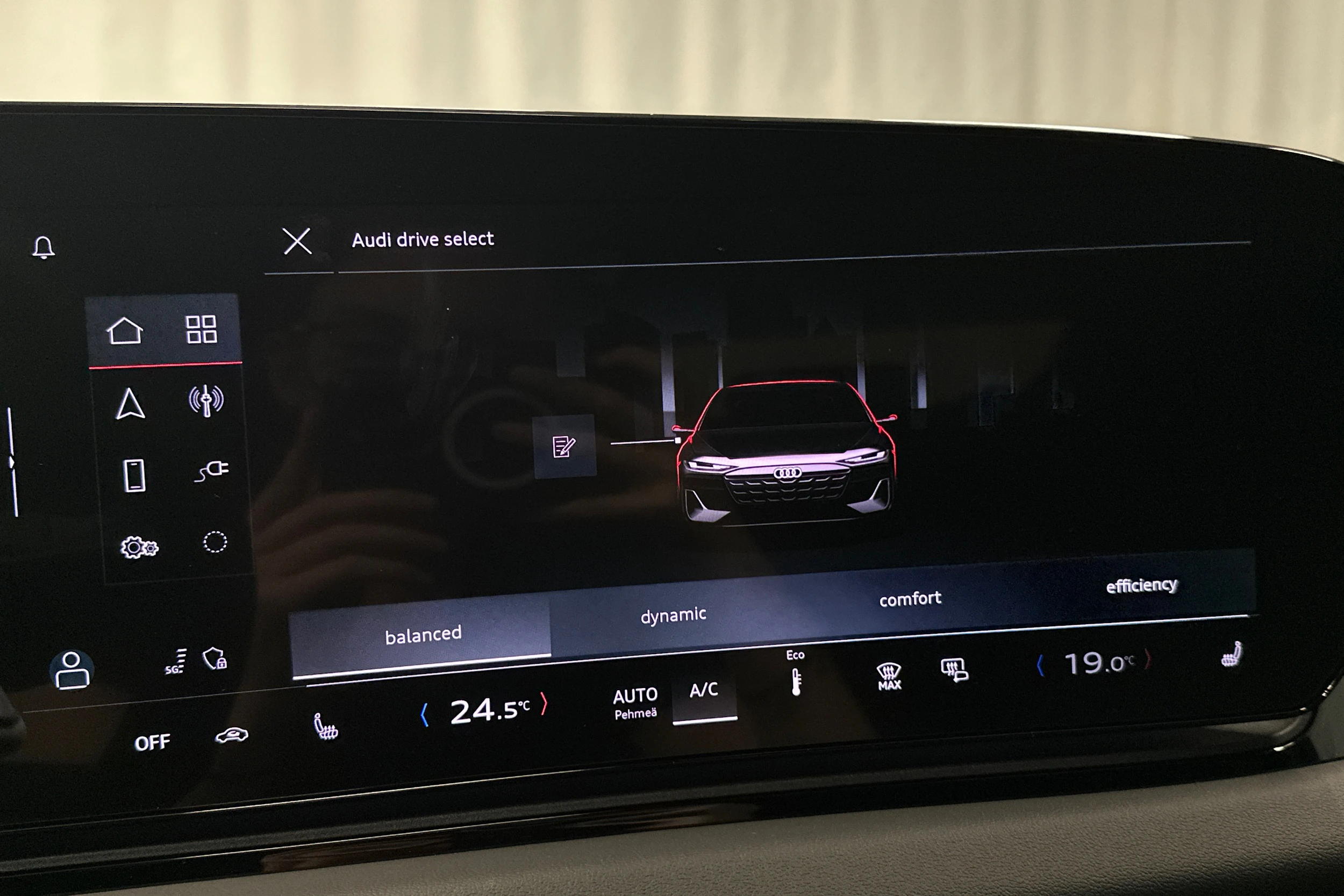 musta Audi A6 e-tron 2025 kuva 30.