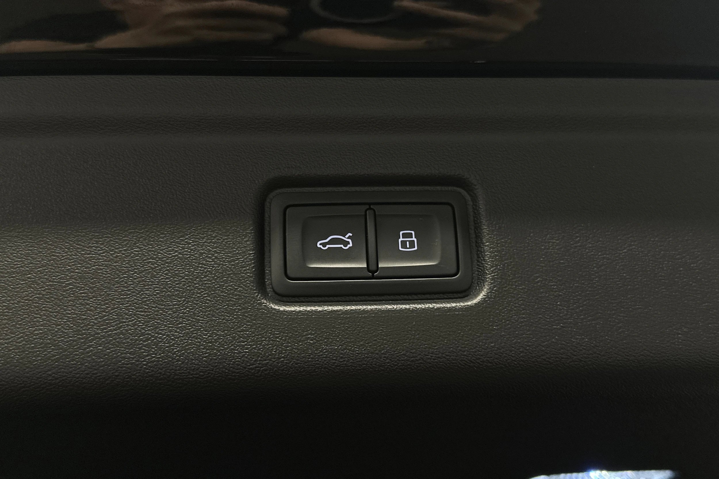 musta Audi A6 e-tron 2025 kuva 38.