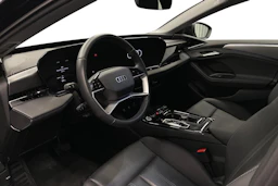 musta Audi A6 e-tron 2025 kuva 6.