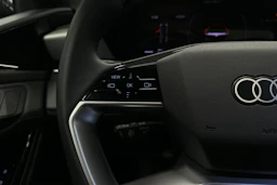 musta Audi A6 e-tron 2025 kuva 11.