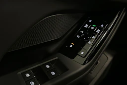 musta Audi A6 e-tron 2025 kuva 14.