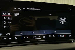 musta Audi A6 e-tron 2025 kuva 18.