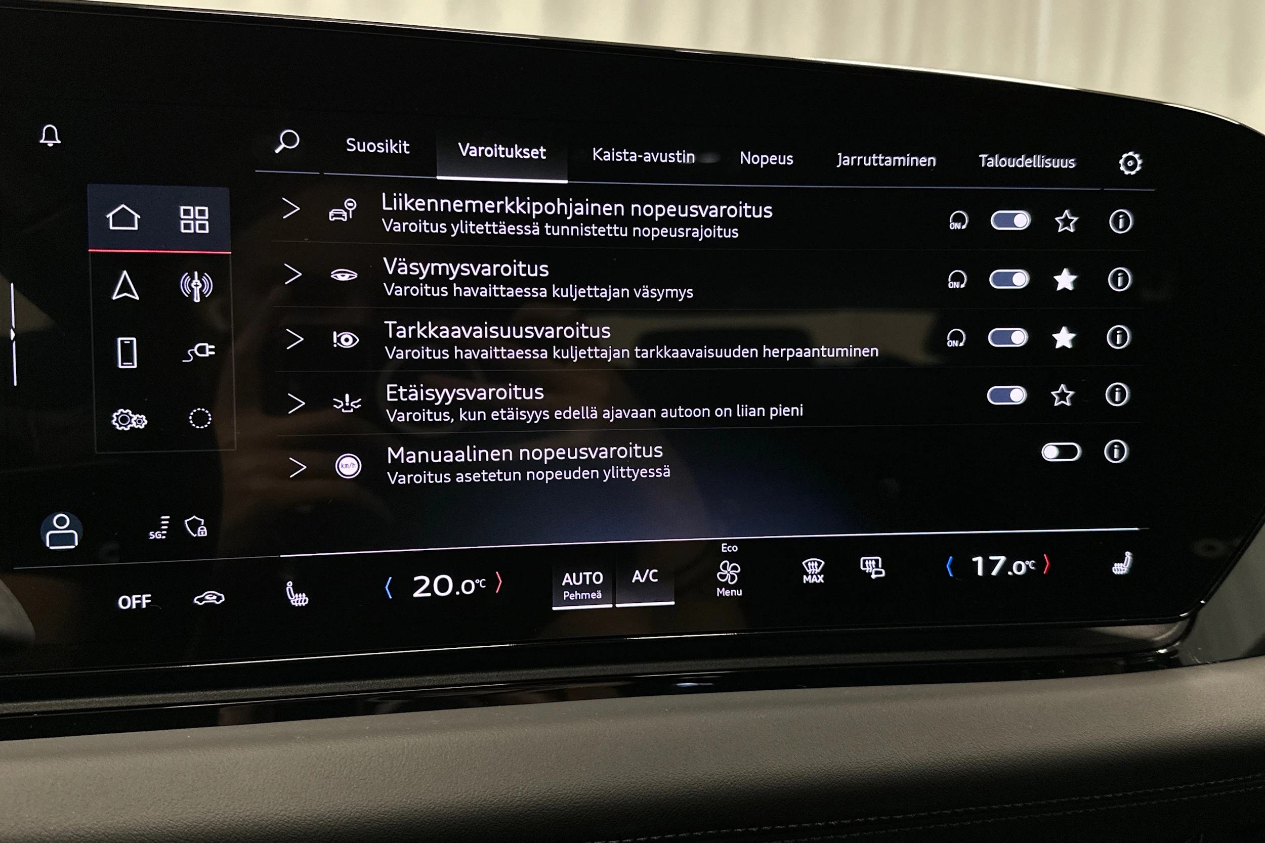 musta Audi A6 e-tron 2025 kuva 25.