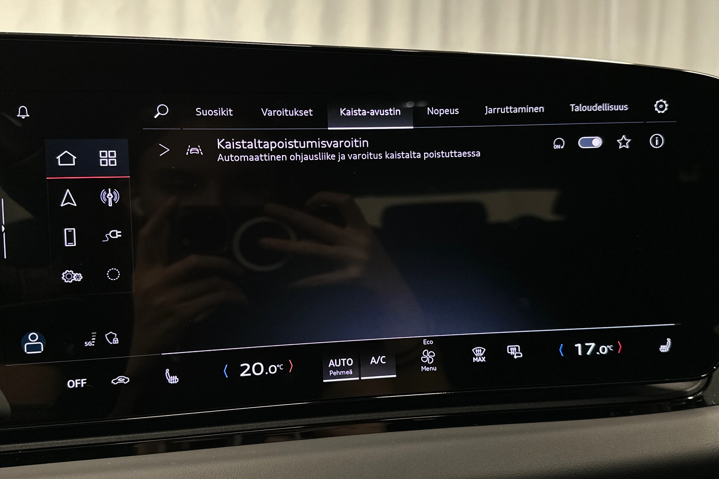 musta Audi A6 e-tron 2025 kuva 26.