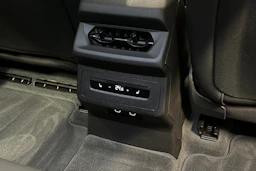 musta Audi A6 e-tron 2025 kuva 33.