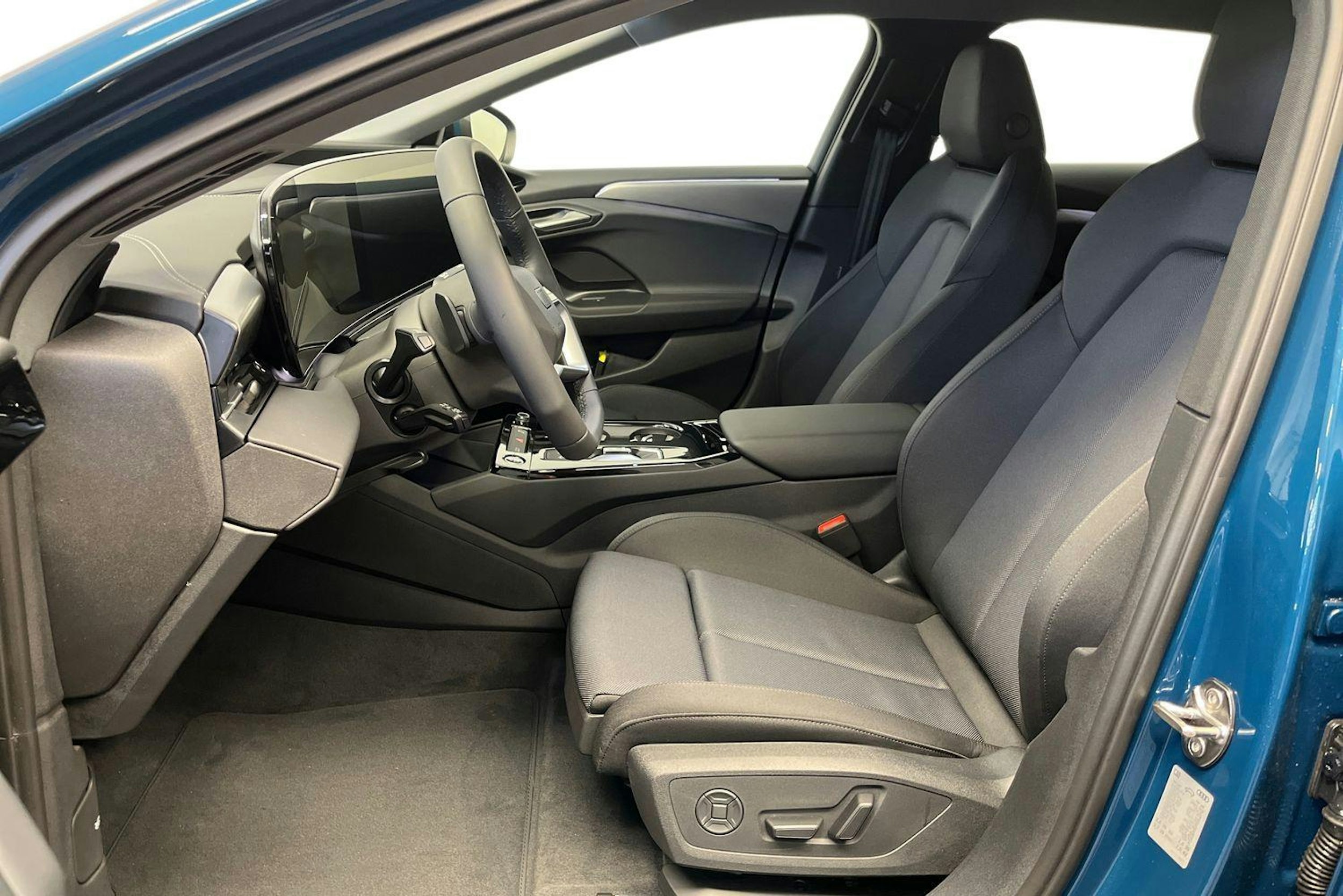 malpello sininen Audi A6 e-tron 2025 kuva 3.