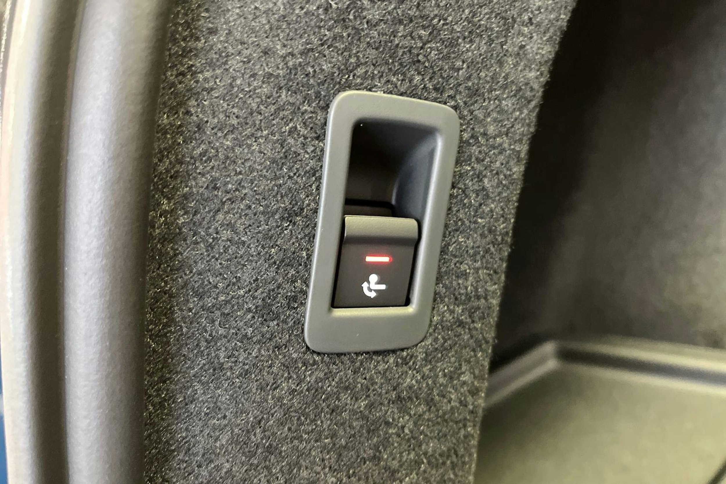 malpello sininen Audi A6 e-tron 2025 kuva 11.