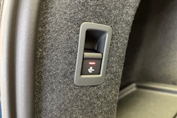 malpello sininen Audi A6 e-tron 2025 kuva 11.
