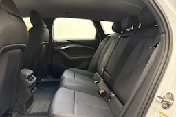 met. valkoinen Audi A6 e-tron 2025 kuva 12.