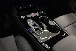 met. valkoinen Audi A6 e-tron 2025 kuva 21.