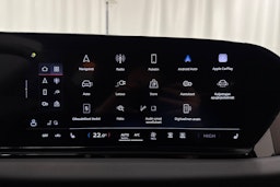 met. valkoinen Audi A6 e-tron 2025 kuva 24.