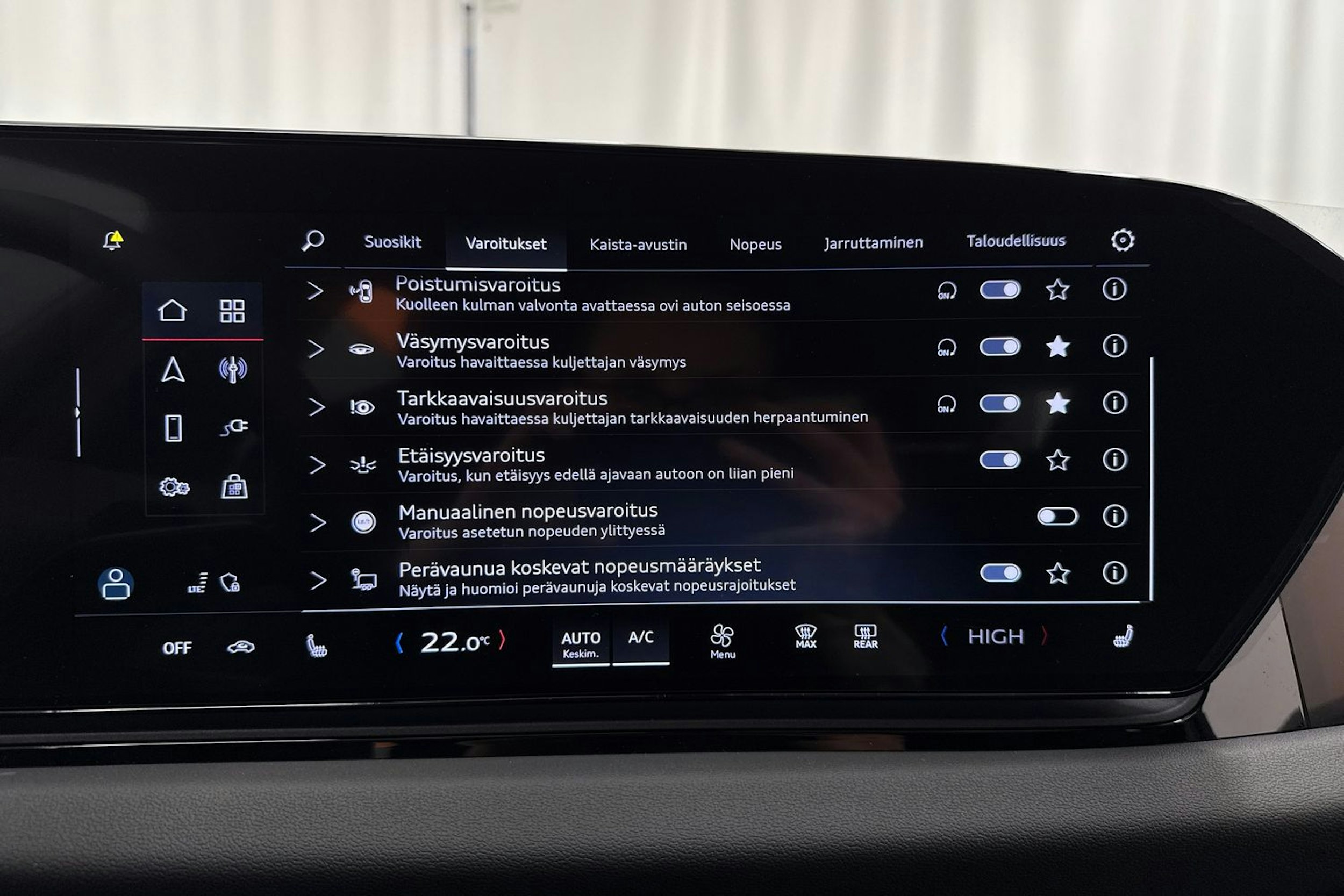 met. valkoinen Audi A6 e-tron 2025 kuva 26.