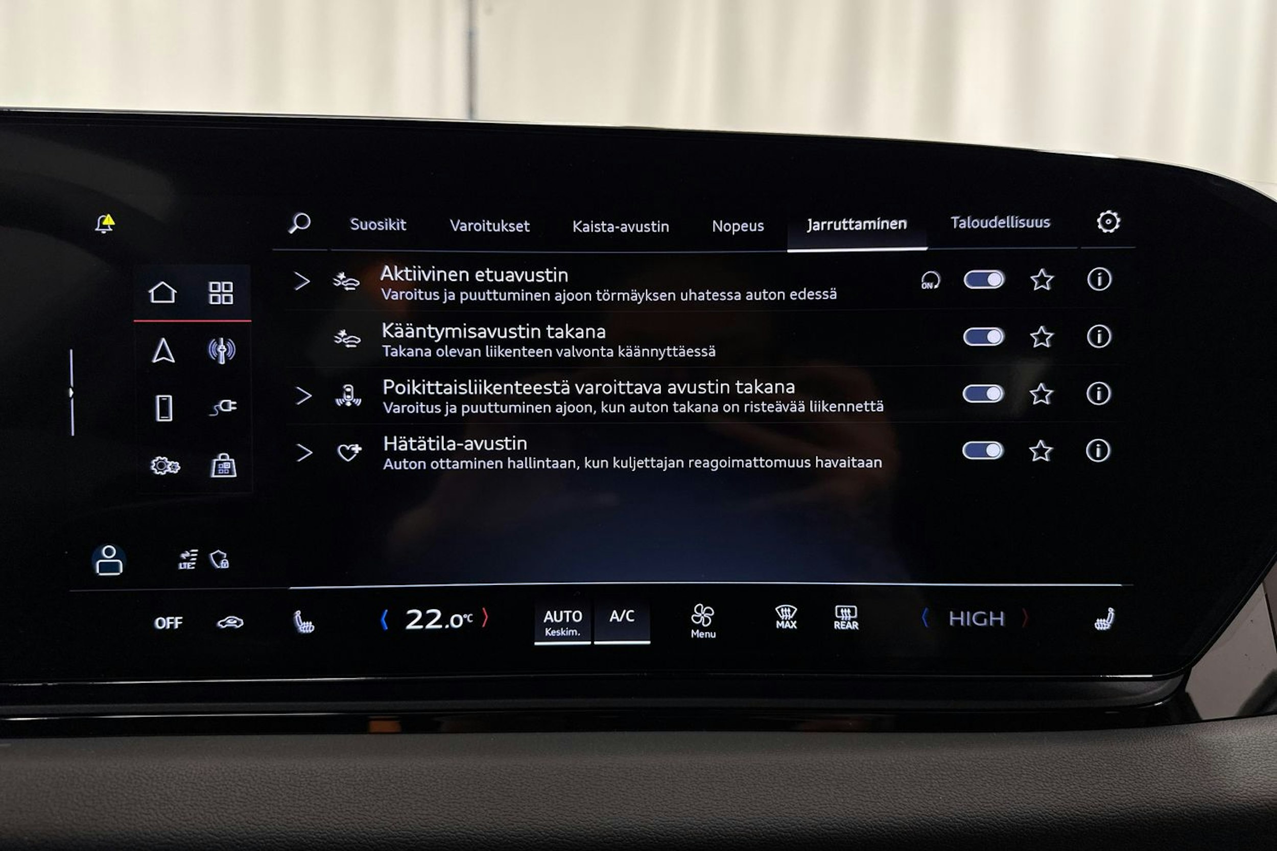 met. valkoinen Audi A6 e-tron 2025 kuva 29.