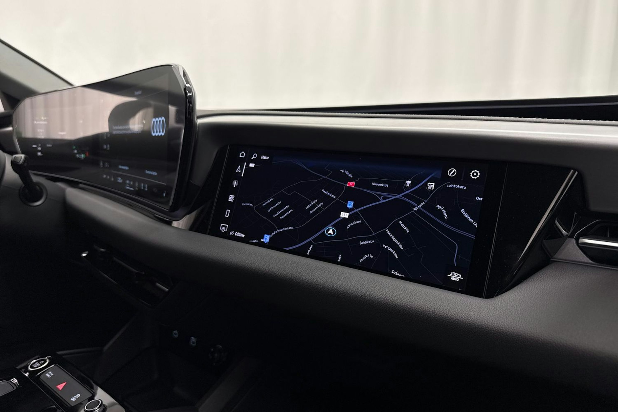 met. valkoinen Audi A6 e-tron 2025 kuva 36.