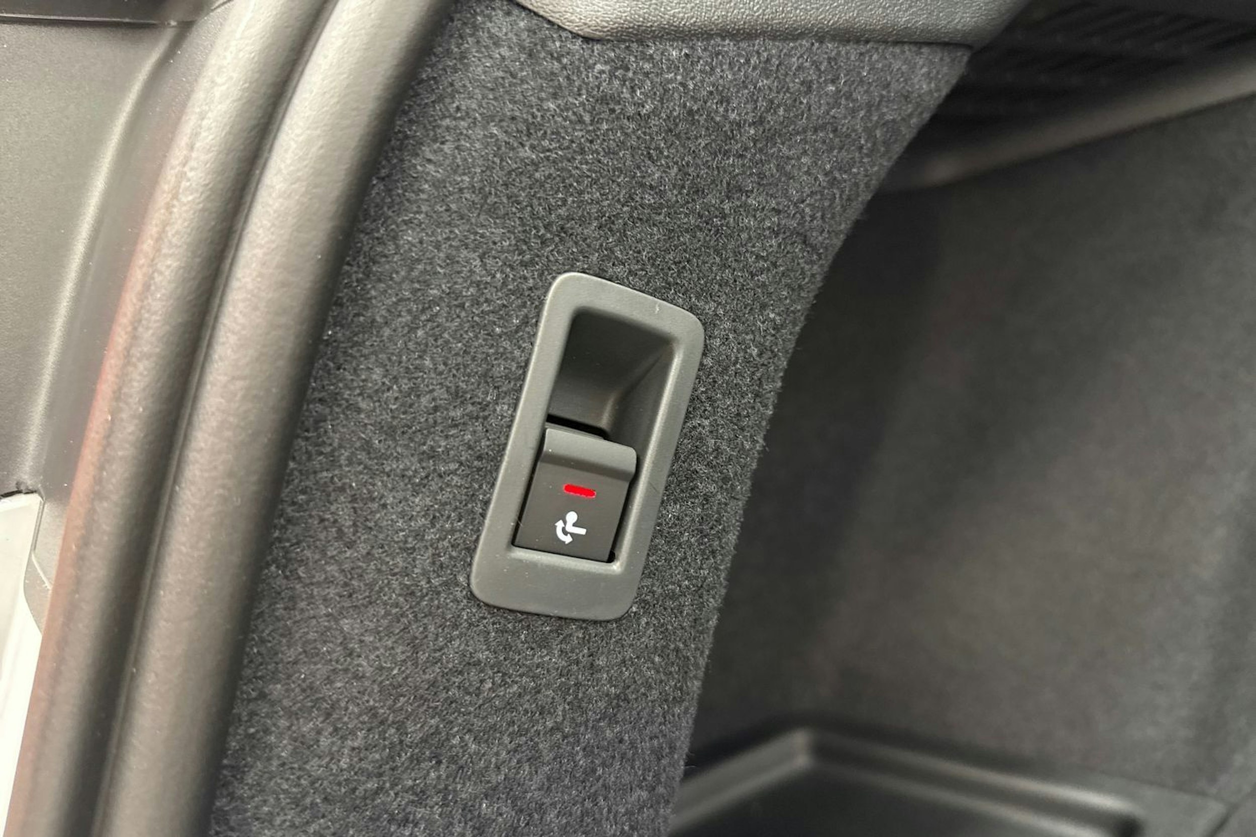 met. valkoinen Audi A6 e-tron 2025 kuva 39.