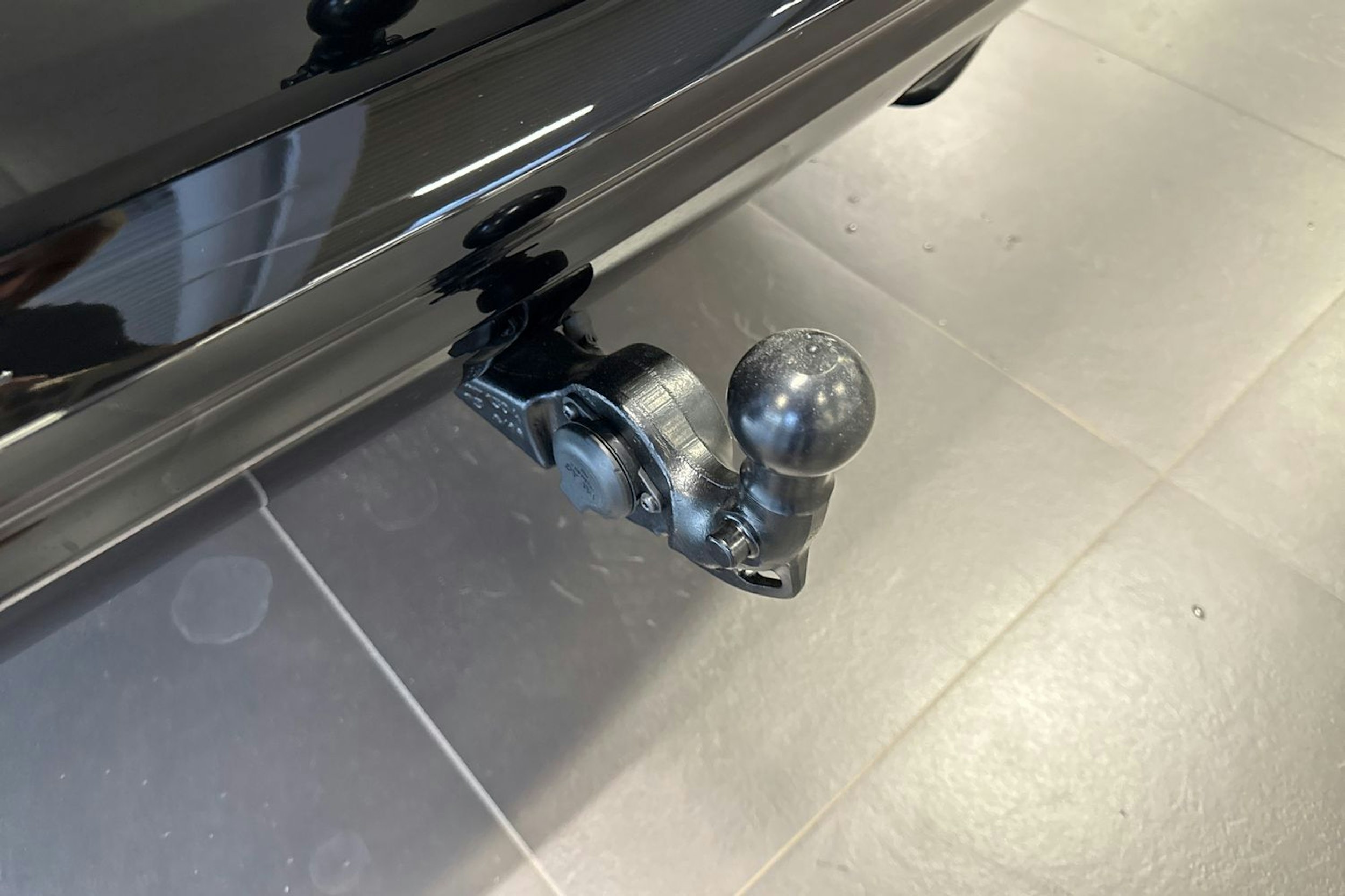 met. musta Audi A6 e-tron 2025 kuva 12.