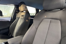 met. musta Audi A6 e-tron 2025 kuva 13.