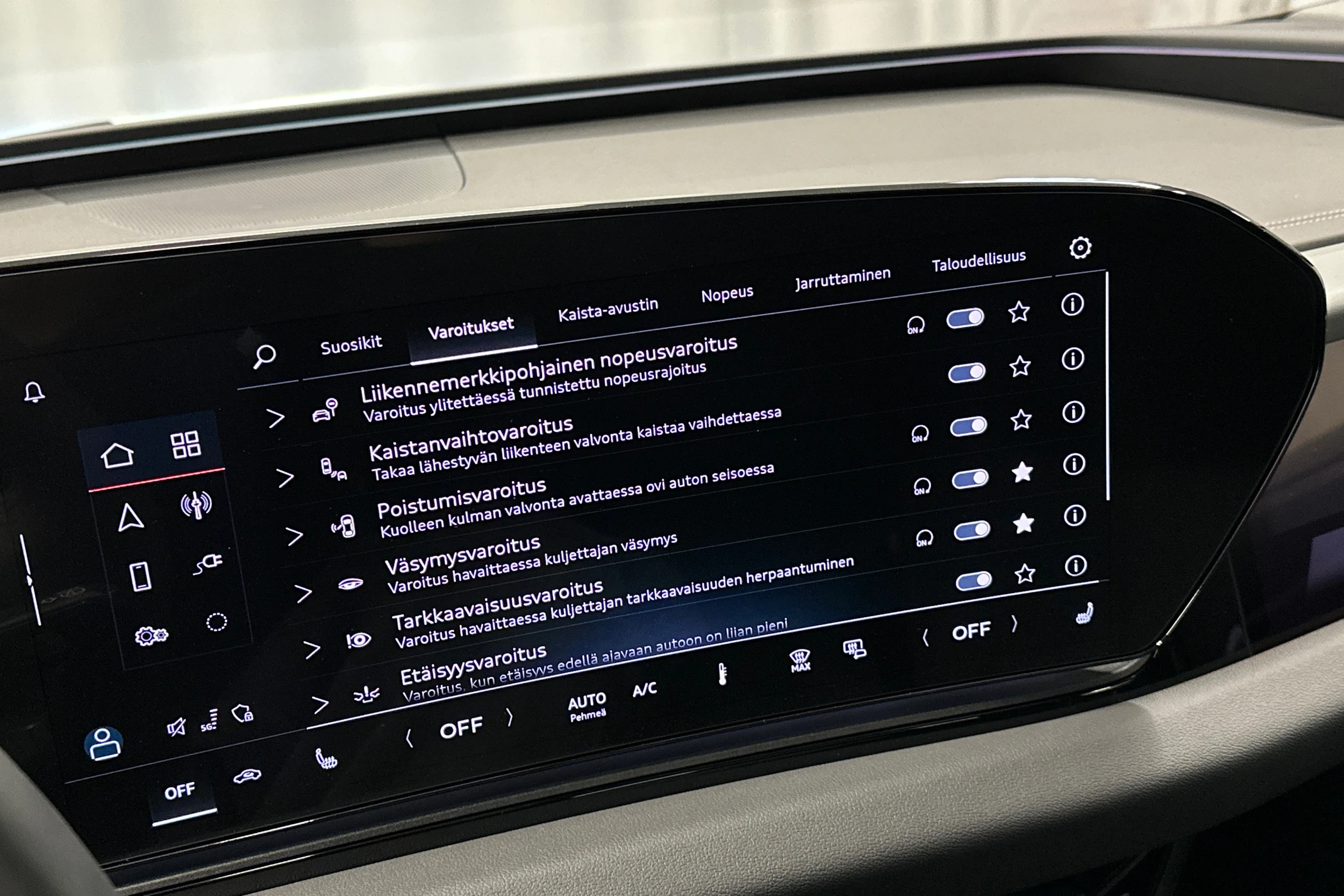 harmaa Audi A6 e-tron 2025 kuva 19.