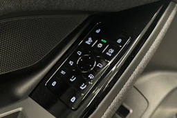 harmaa Audi A6 e-tron 2025 kuva 17.