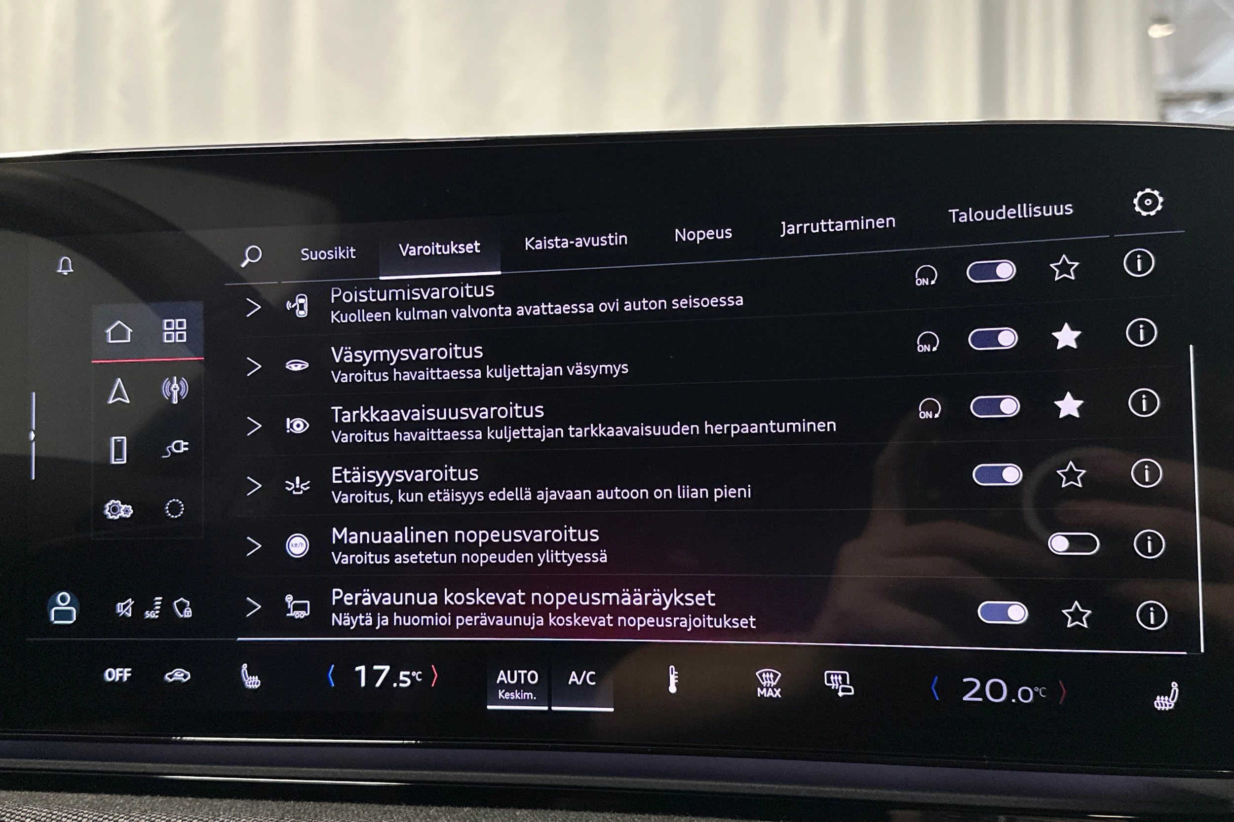 harmaa Audi A6 e-tron 2025 kuva 27.