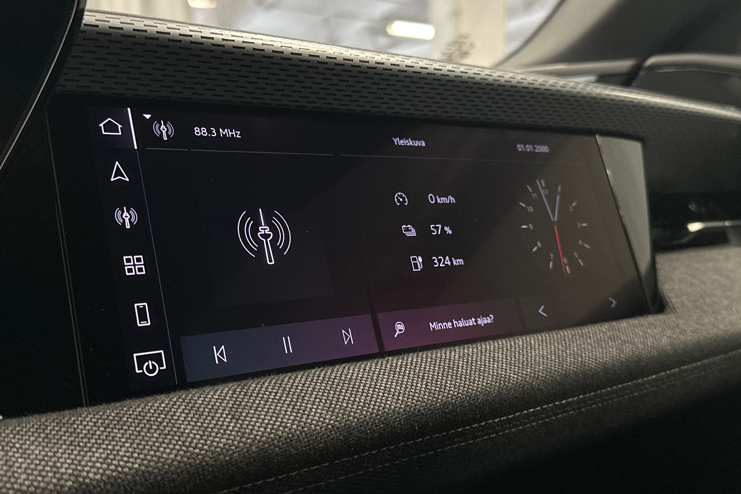 harmaa Audi A6 e-tron 2025 kuva 34.