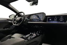 valkoinen Audi A6 e-tron 2025 kuva 7.