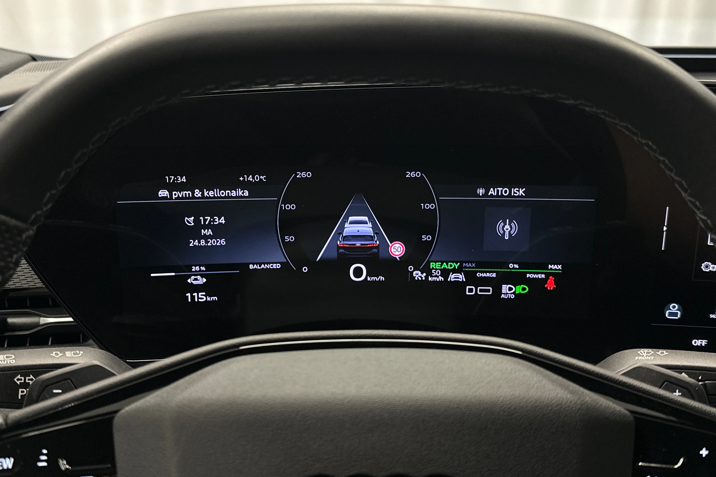 valkoinen Audi A6 e-tron 2025 kuva 13.