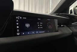 valkoinen Audi A6 e-tron 2025 kuva 24.
