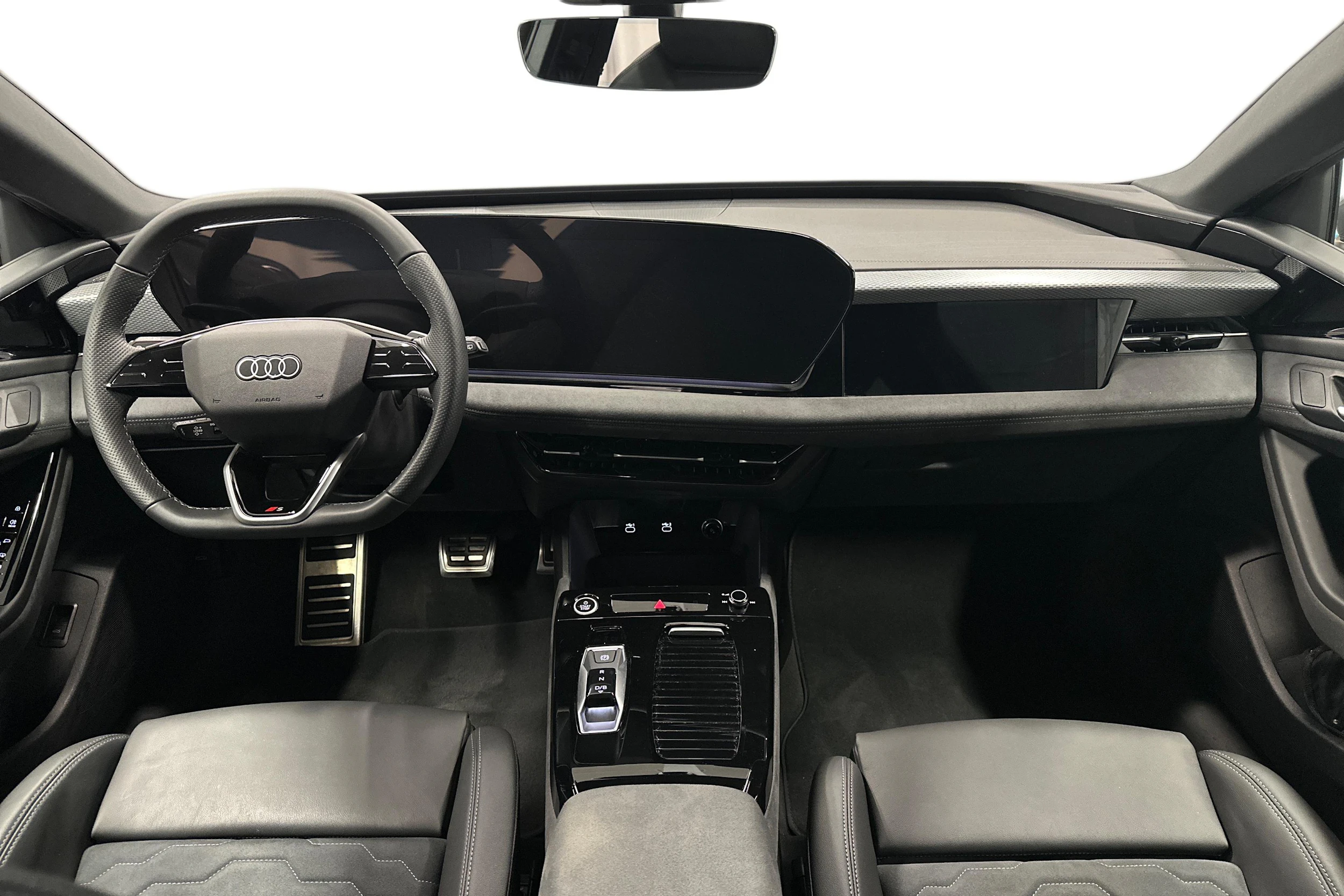 harmaa Audi A6 e-tron 2025 kuva 7.