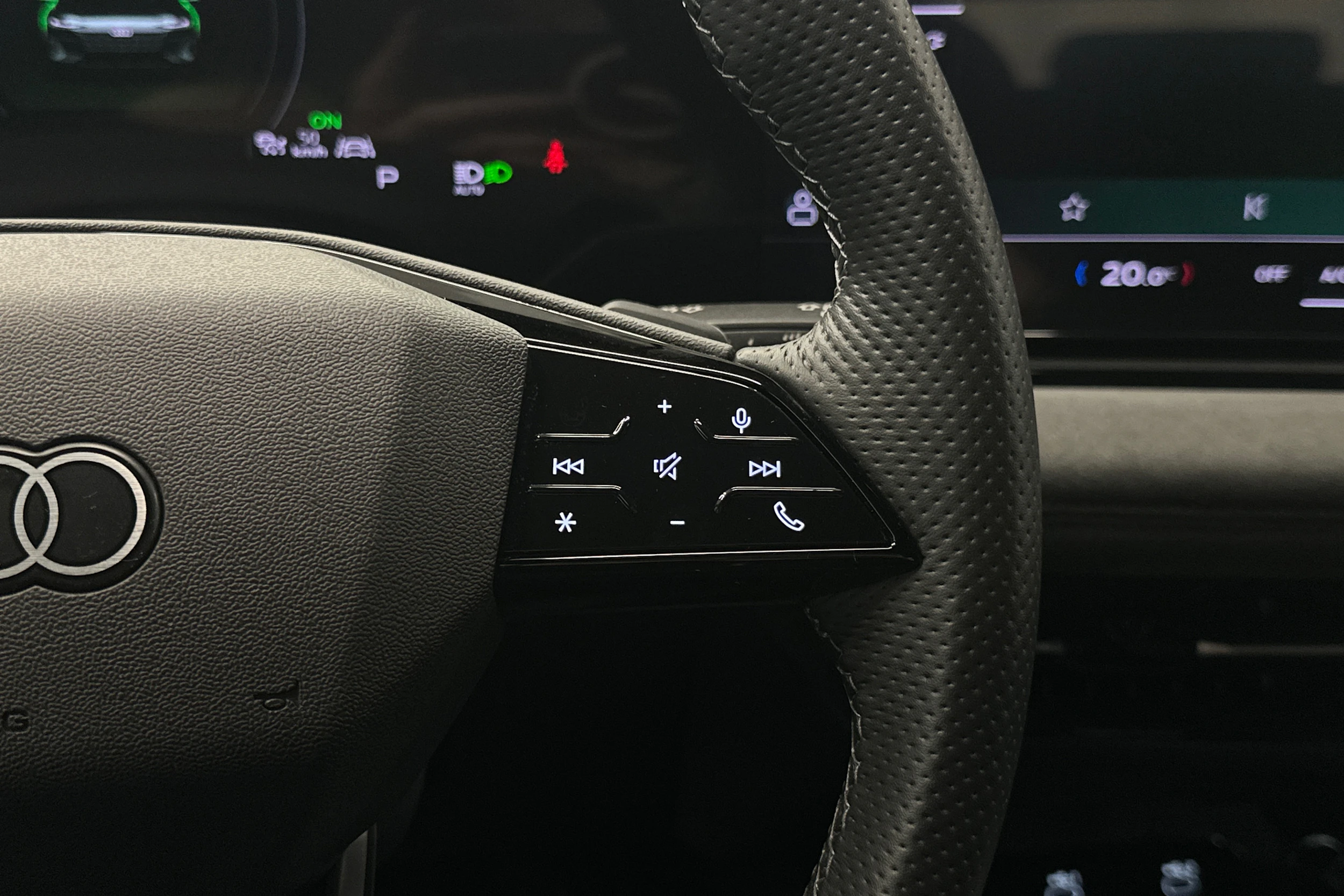harmaa Audi A6 e-tron 2025 kuva 12.