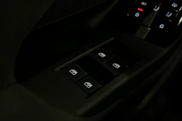 harmaa Audi A6 e-tron 2025 kuva 14.