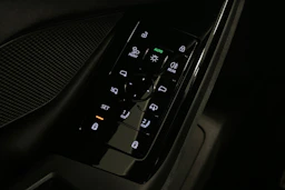 harmaa Audi A6 e-tron 2025 kuva 15.
