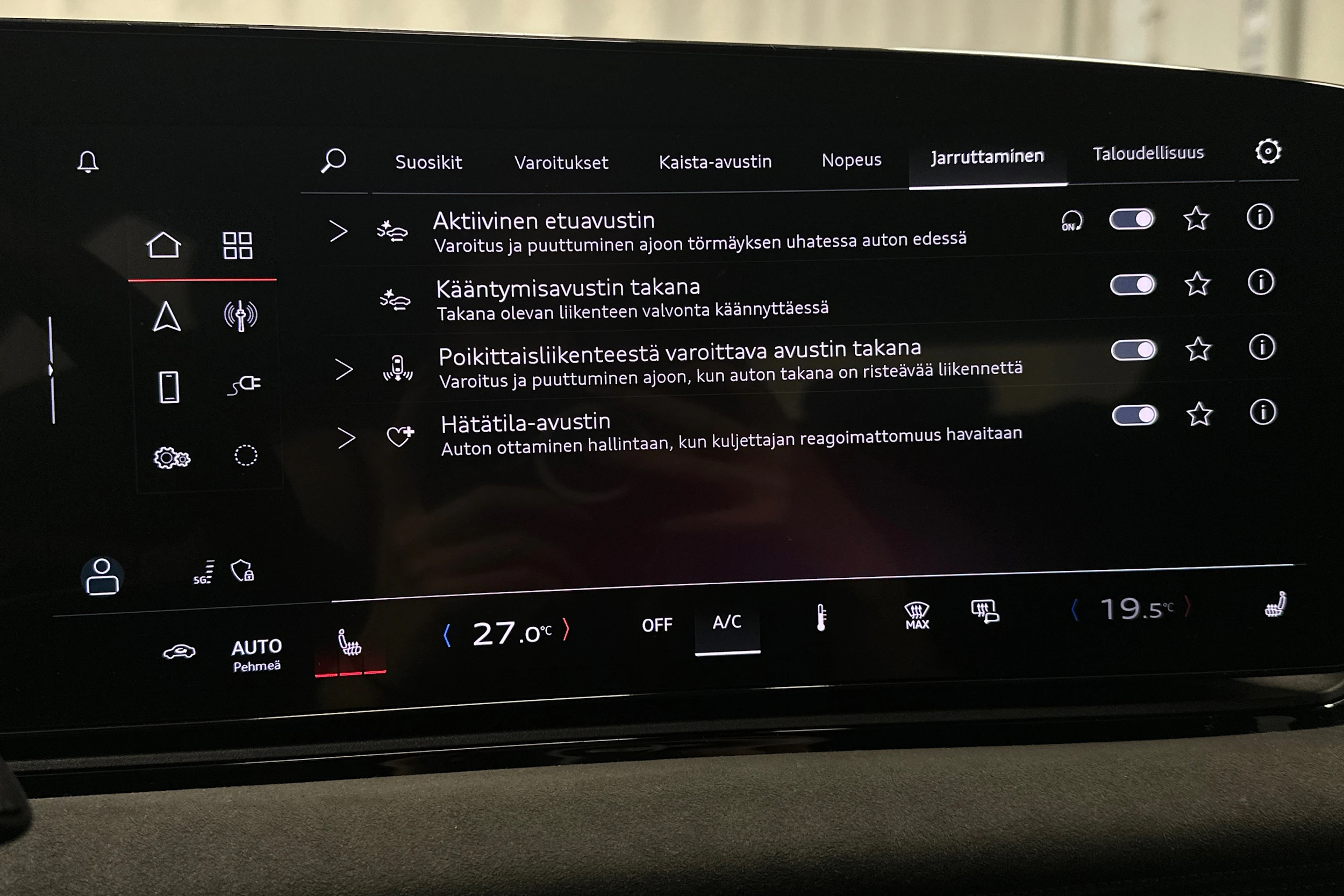 harmaa Audi A6 e-tron 2025 kuva 27.