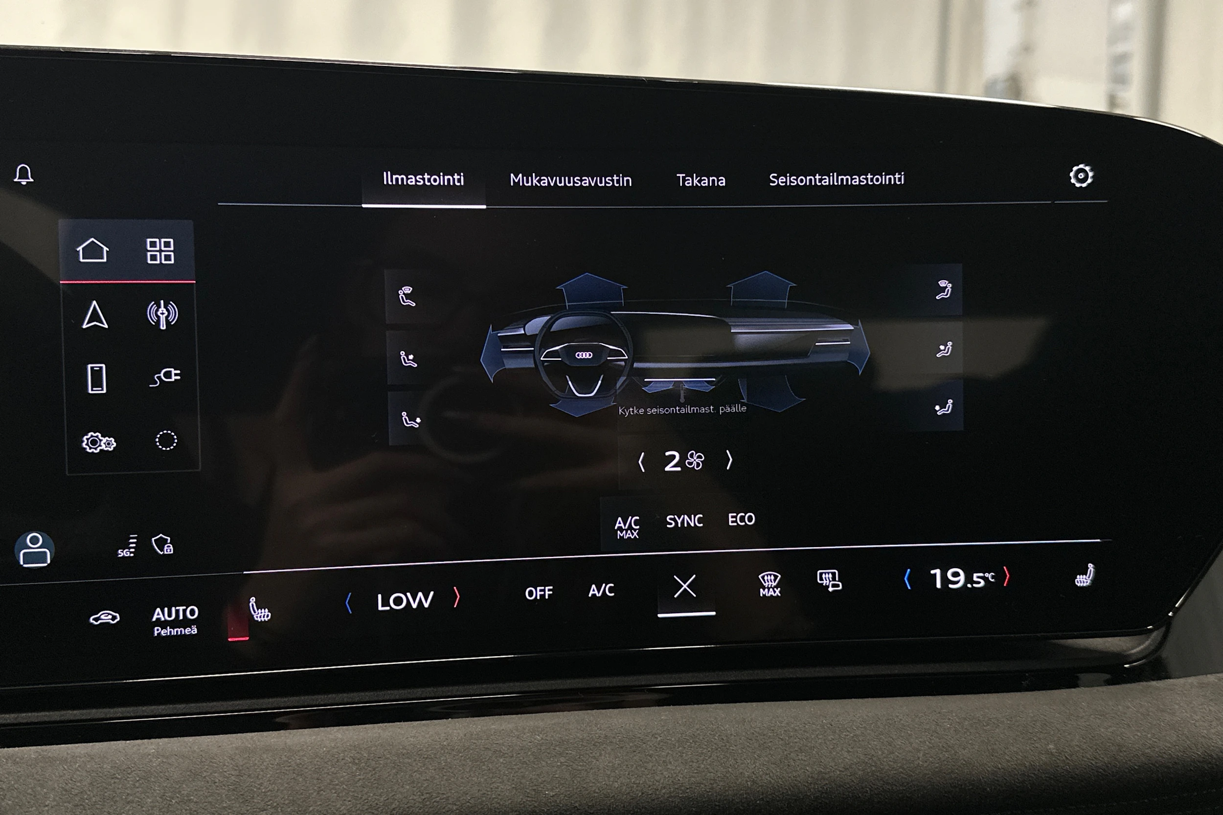 harmaa Audi A6 e-tron 2025 kuva 28.