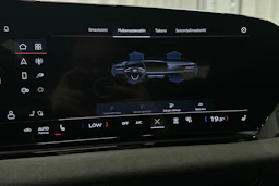 harmaa Audi A6 e-tron 2025 kuva 29.