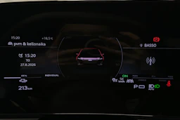 valkoinen Audi A6 e-tron 2025 kuva 13.