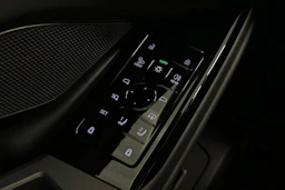 valkoinen Audi A6 e-tron 2025 kuva 15.