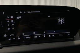 valkoinen Audi A6 e-tron 2025 kuva 19.